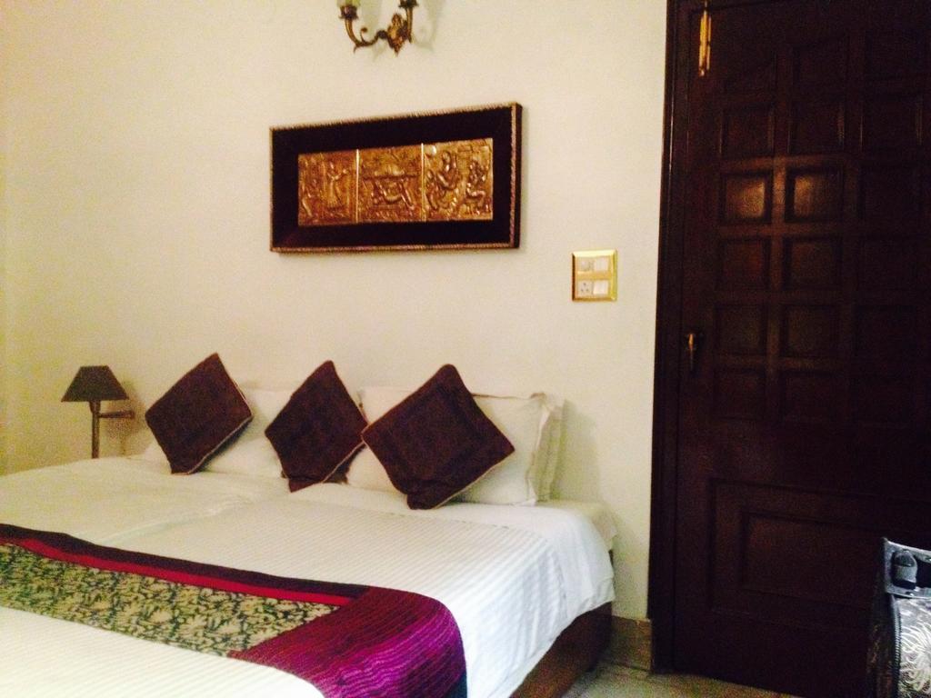 نيودلهي Master Bed And Breakfast الغرفة الصورة